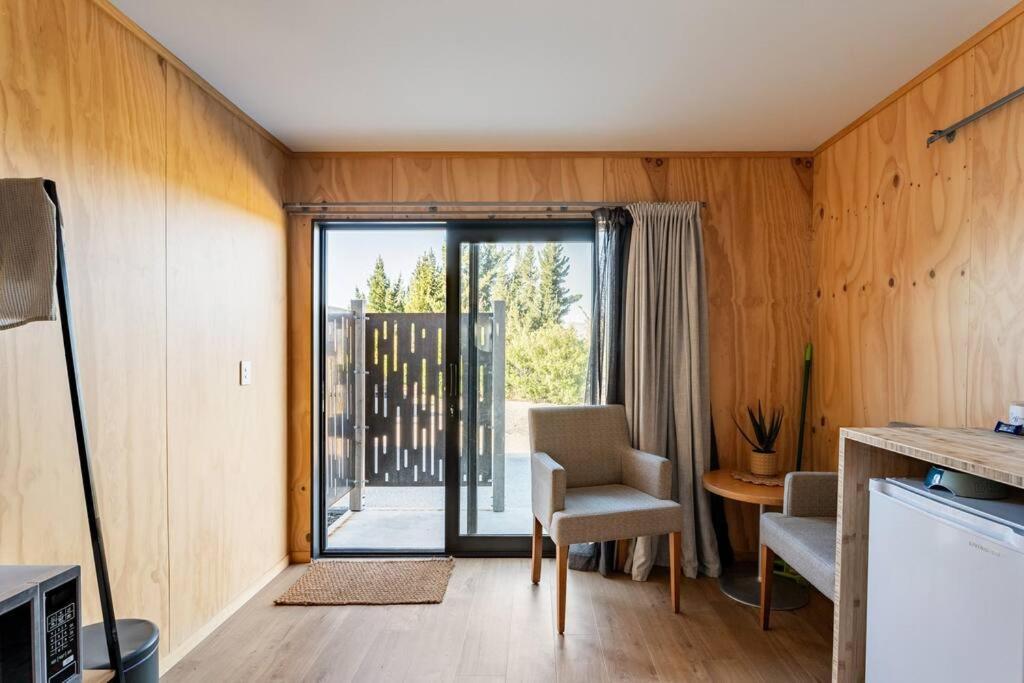 Cosy Studio With Mountain Views Apartment วานากา ภายนอก รูปภาพ