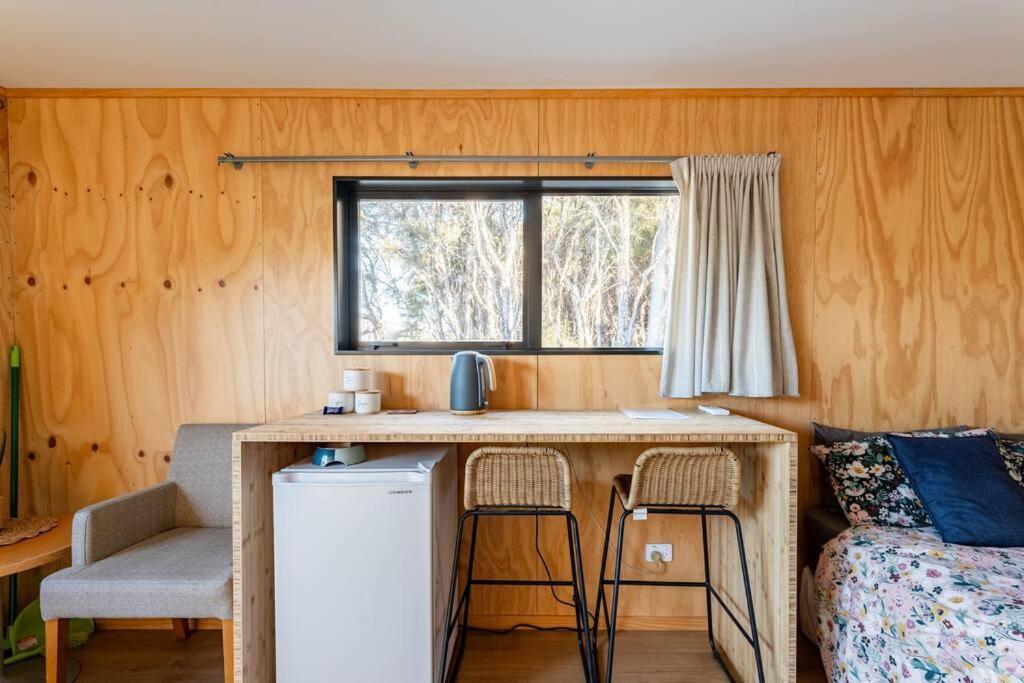 Cosy Studio With Mountain Views Apartment วานากา ภายนอก รูปภาพ